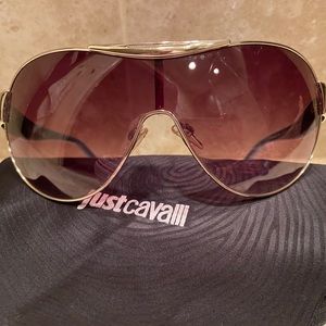 JUST CAVALLI SUNGLASSES